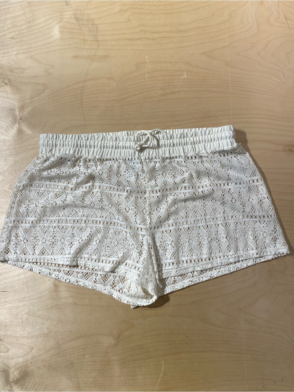 Time and Tru Cream Crochet Lace Elastic Waist Swim Cover Up Shorts XL (BM)